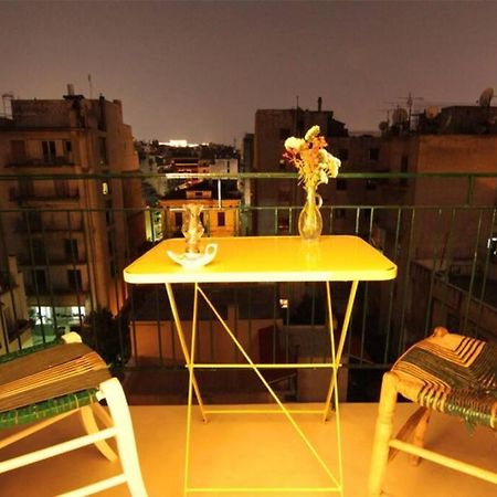 Charming Rooftop Nest With Awesome Acropolis View Downtown 아테네 외부 사진